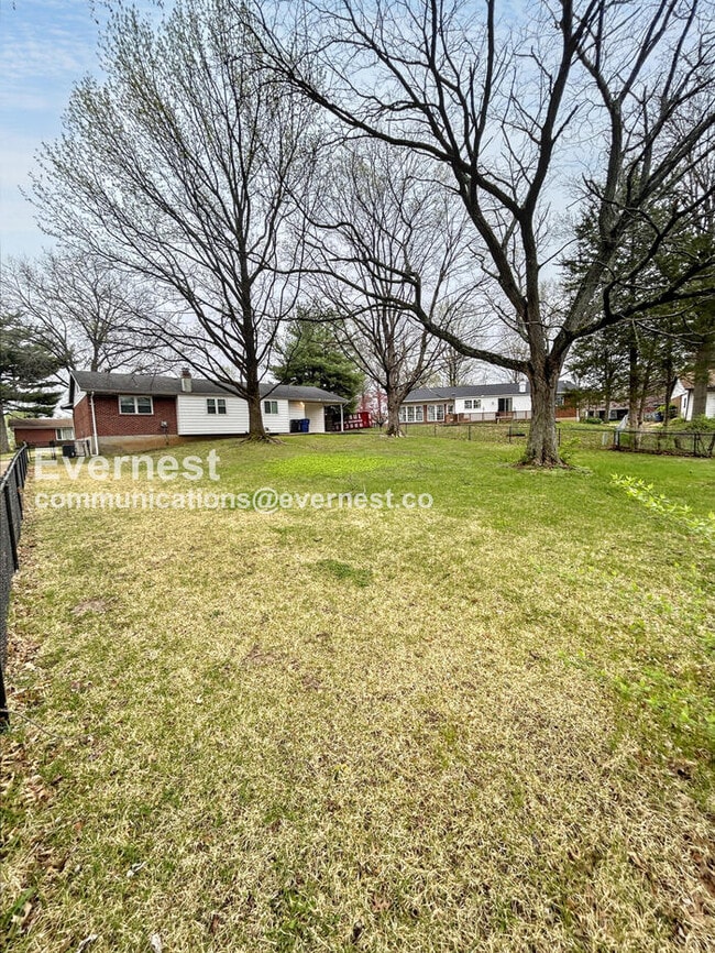 Building Photo - 12465 Shoreside Dr