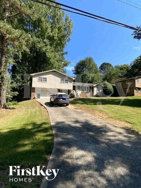 Building Photo - 5780 Christopher Ln