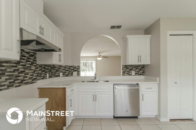 Building Photo - 3037 Branchville Dr