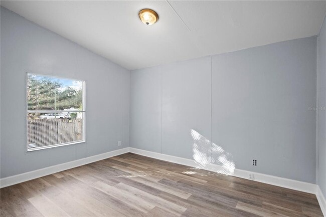 Building Photo - 10522 Bay Hills Cir