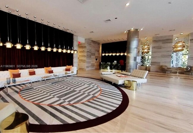 Building Photo - 2000 Metropica Wy