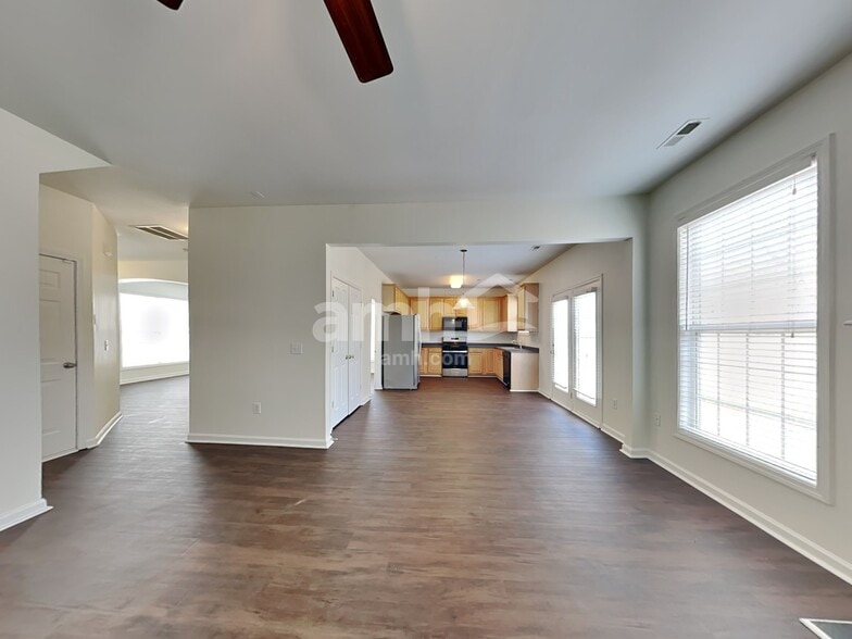 Building Photo - 101 Tagus Ct