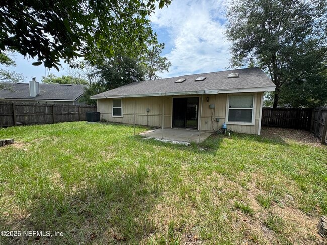 Building Photo - 8055 Creedmoor Dr