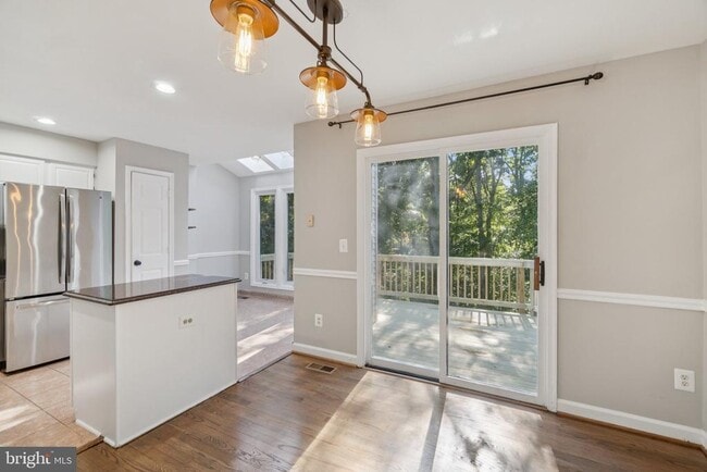 Building Photo - 6104 Joust Ln