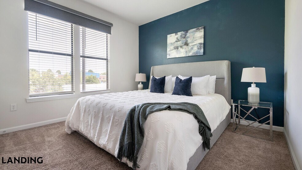 Building Photo - 10051 Perimeter Station Dr