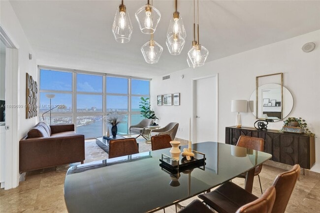 Building Photo - 50 Biscayne Blvd