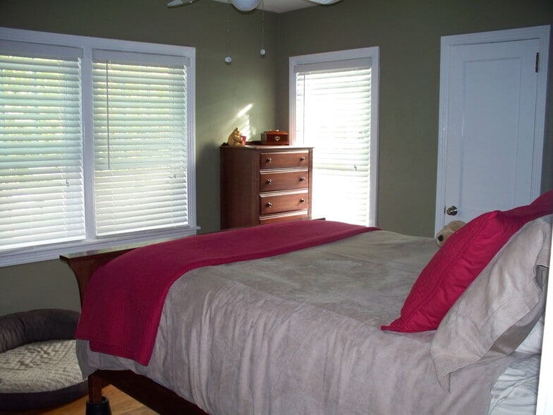 2nd Bedroom - 1416 Williams Road
