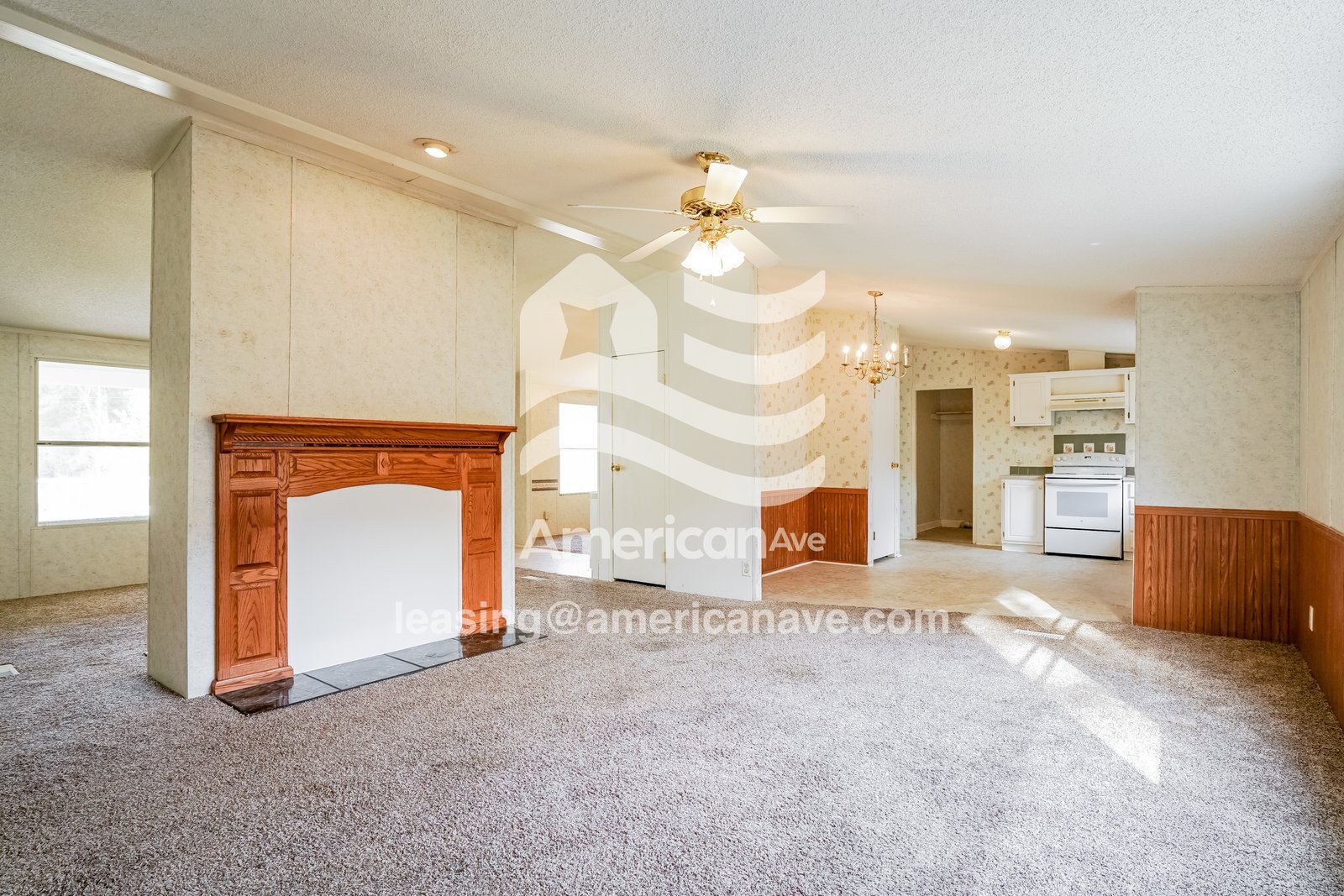 Building Photo - 1007 E River Rd