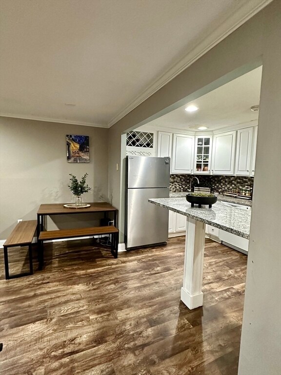 Building Photo - 70 Warren Ave