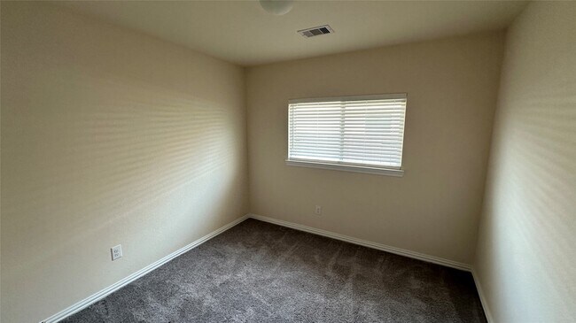 Building Photo - 17777 Lionheart Rd