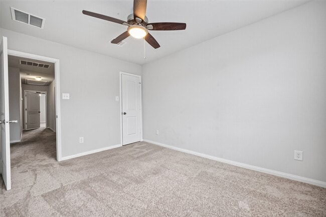 Building Photo - 4818 Blue Jacaranda Wy