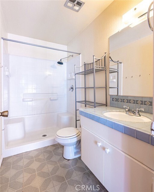 Building Photo - 324 S Palo Cedro Dr