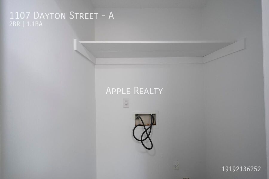 Building Photo - 1107 Dayton St