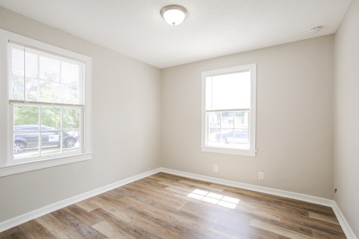 Building Photo - 3257 Liberty Cir
