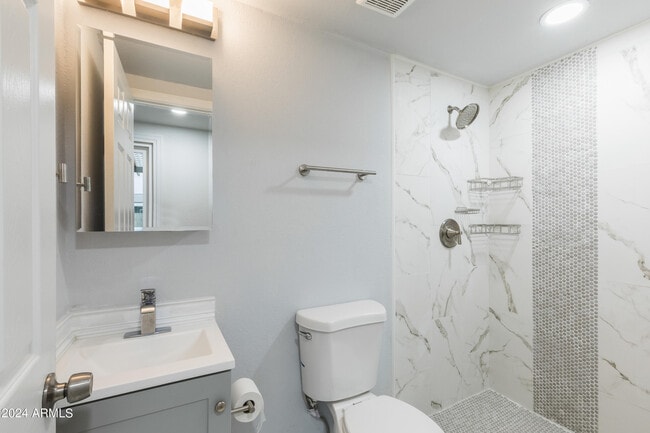 Building Photo - 5929 W Nancy Rd