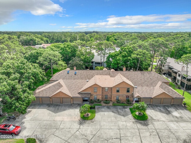 Building Photo - 605 Saint Albans Court