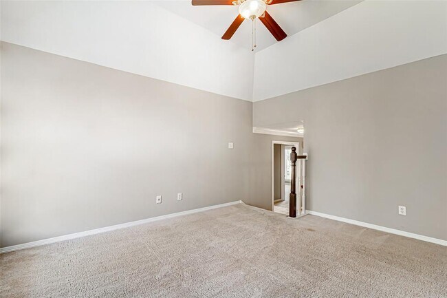 Building Photo - 8311 Mentmore Dr