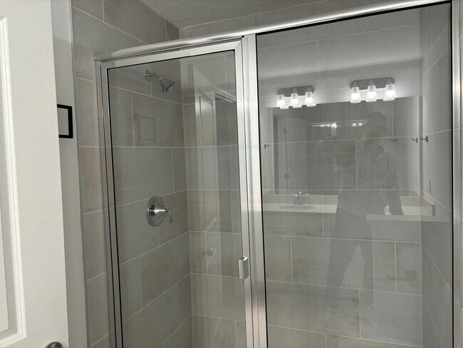 Building Photo - 3491 SE 37th Ct