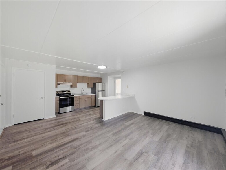 Building Photo - 300 Marlene Ct