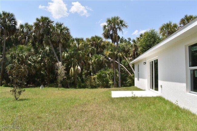 Building Photo - 5572 Carso Terrace