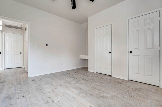 Building Photo - 10615 Indian Paintbrush Ln