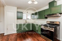 Building Photo - 891 57th St