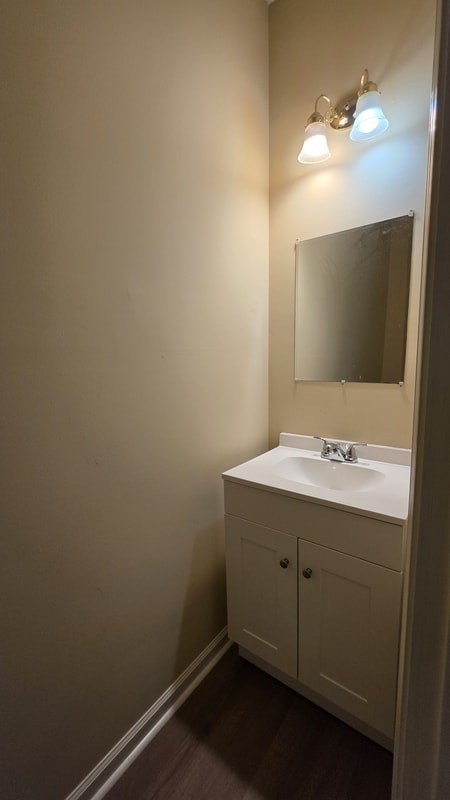 Building Photo - 3983 Gavick Dr