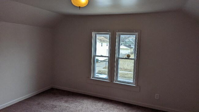 Building Photo - 416 N Mason St