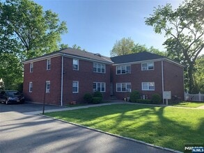 Building Photo - 171-183 Fort Lee Rd-1832B-1832B