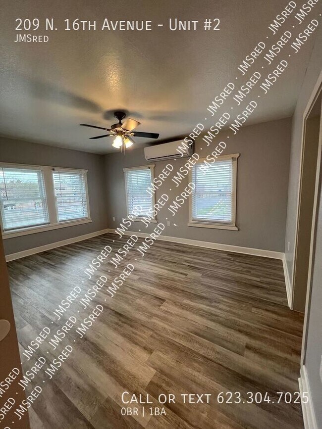 Building Photo - 209 N 16th Ave