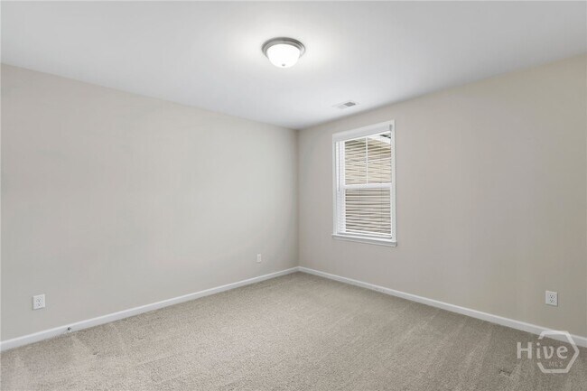 Building Photo - 235 Sonoma Dr