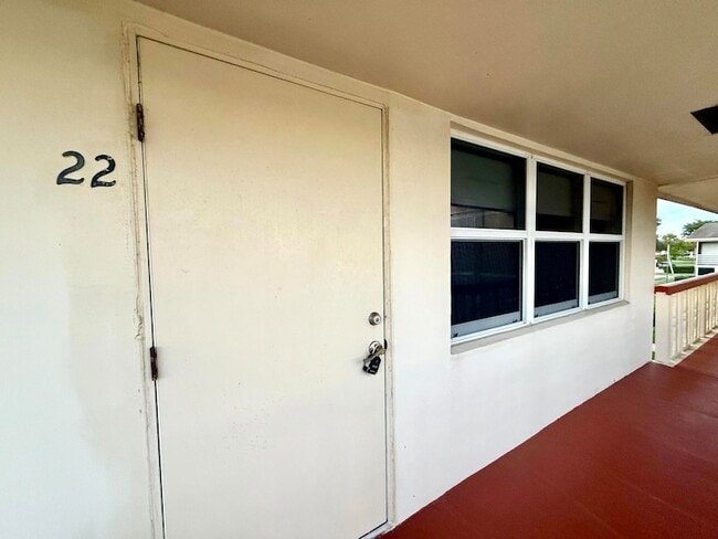 Building Photo - 22 Andover A