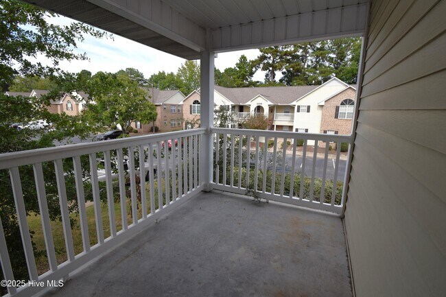 Building Photo - 2940 Mulberry Ln