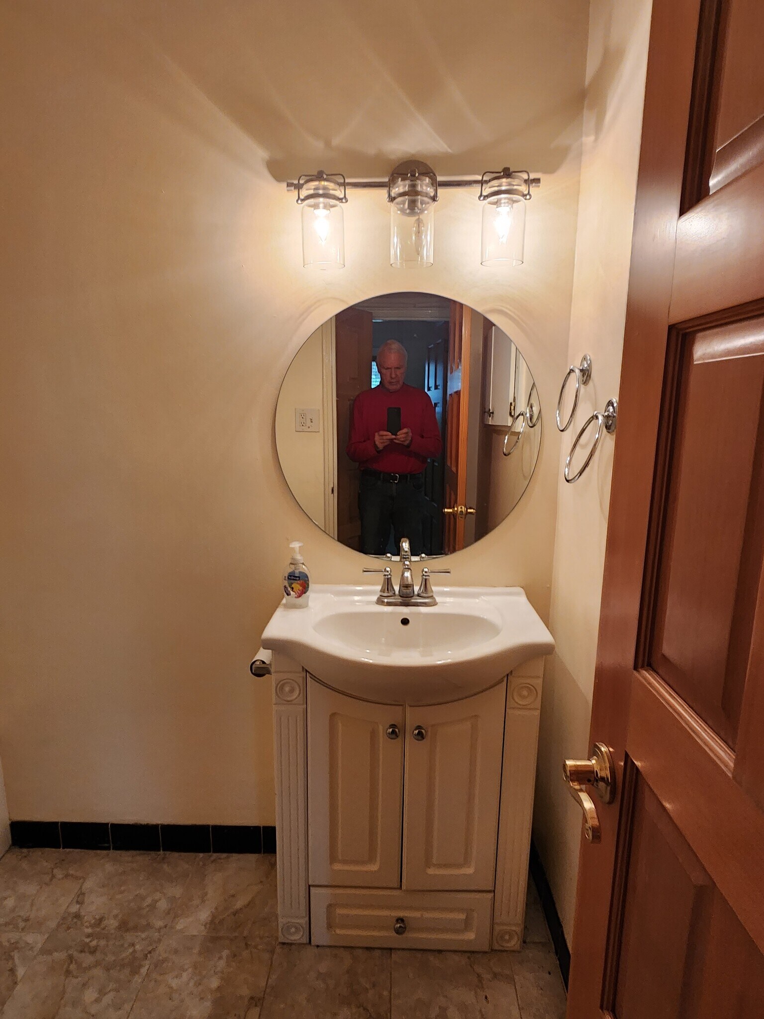 Bath (1) - 3901 Cathedral Ave NW