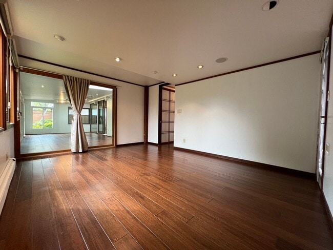Building Photo - Palo Alto House (3 Beds / 2 Bath) with Ext...