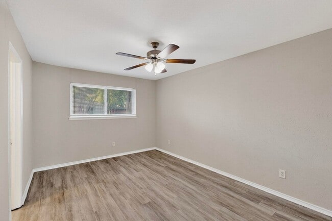 Building Photo - Cozy Living Near Rockwall Lake