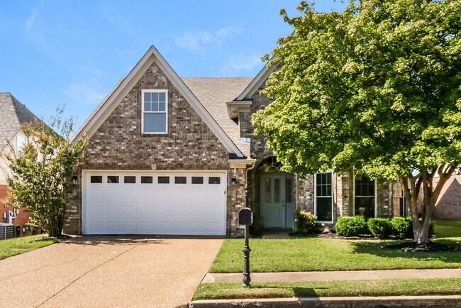 Building Photo - 1083 Red Fern Cir E
