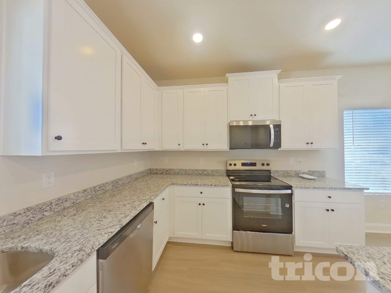 Building Photo - 6442 Fairford Dr