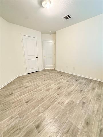 Building Photo - 604 Meadow Wood Ln