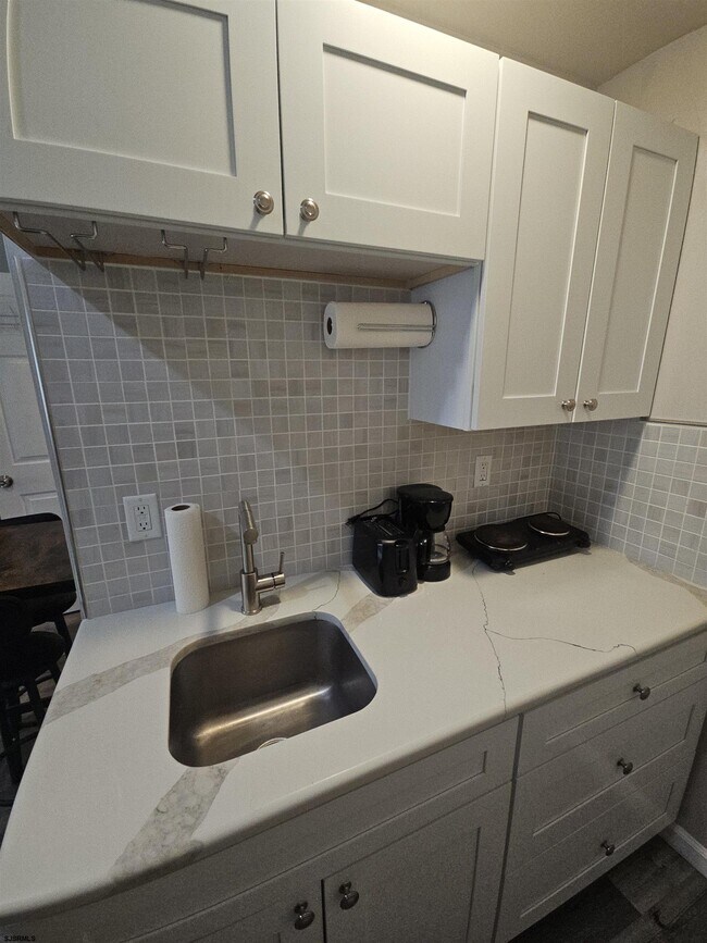 Building Photo - 3501 Pacific Ave