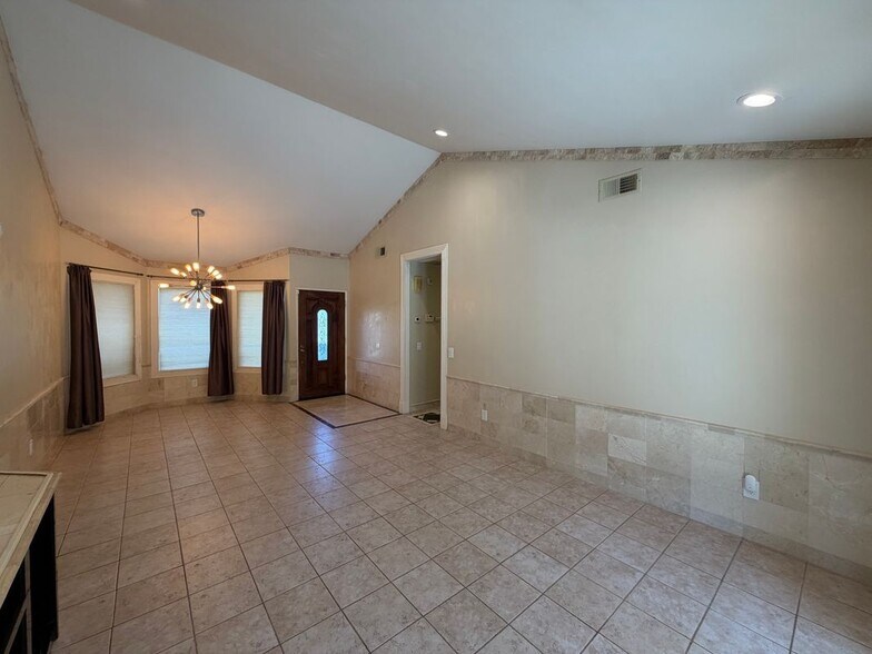 Building Photo - 11296 Heathcliff