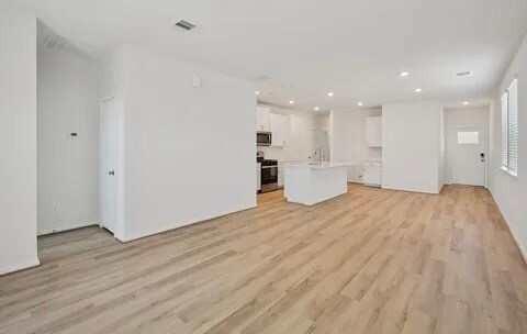 Building Photo - 14187 Granger Pointe Ln