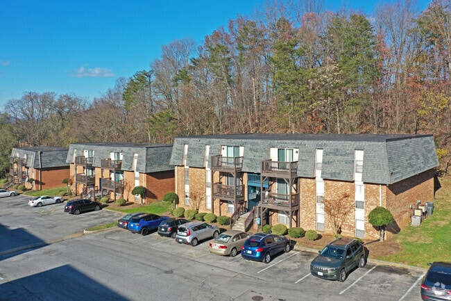 Primary Photo - Mansard Square Apartments