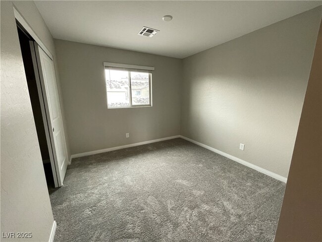 Building Photo - 490 Fairview Hills St