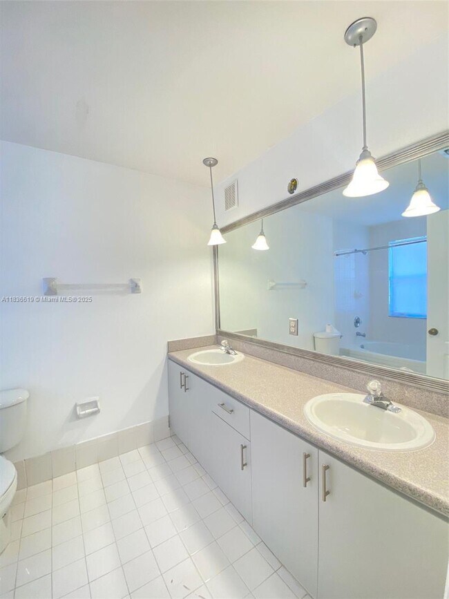 Building Photo - 17037 SW 39th St