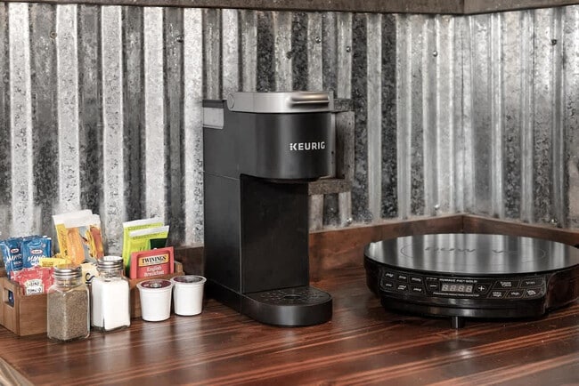 Building Photo - 402 N Foys Lake Dr