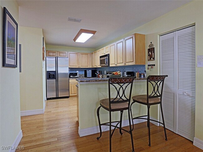 Building Photo - 15460 Bellamar Cir