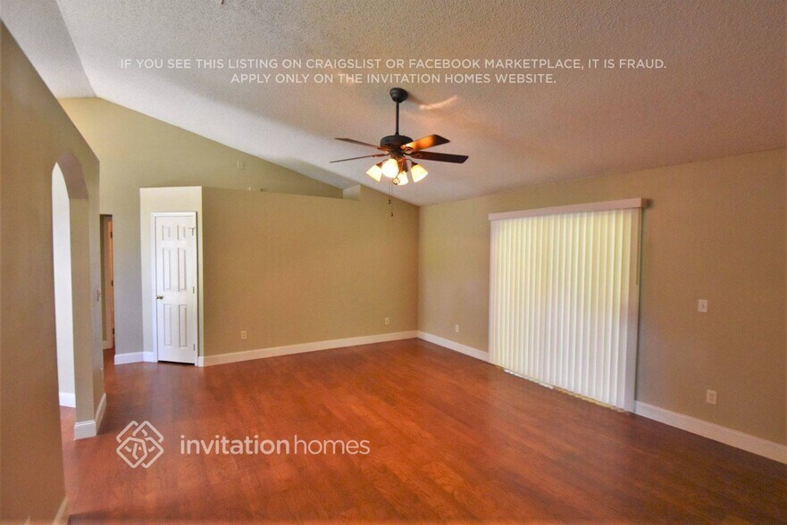 Building Photo - 13509 Las Brisas Way N