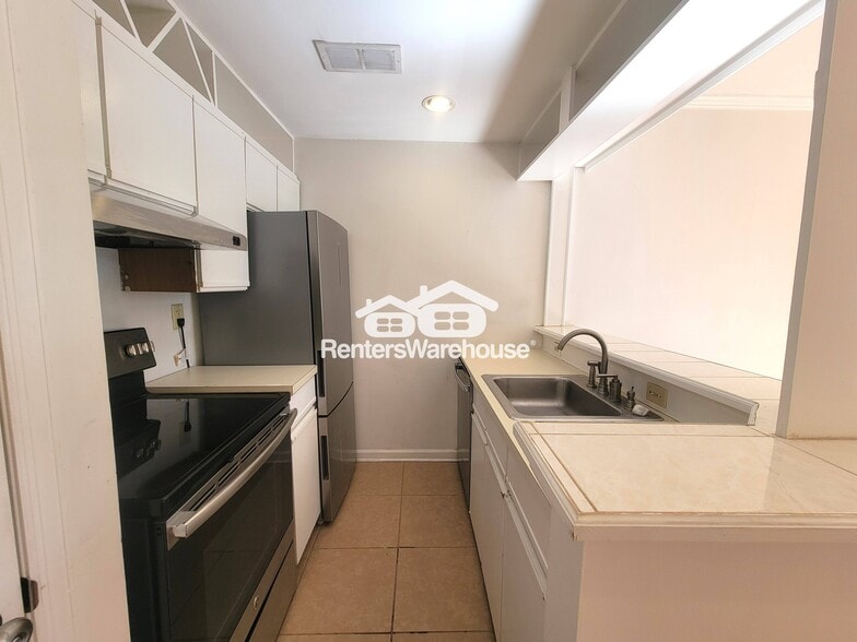 Building Photo - 1050 Piedmont Ave NE