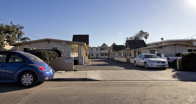 Building Photo - The Grove Avenue Apartments